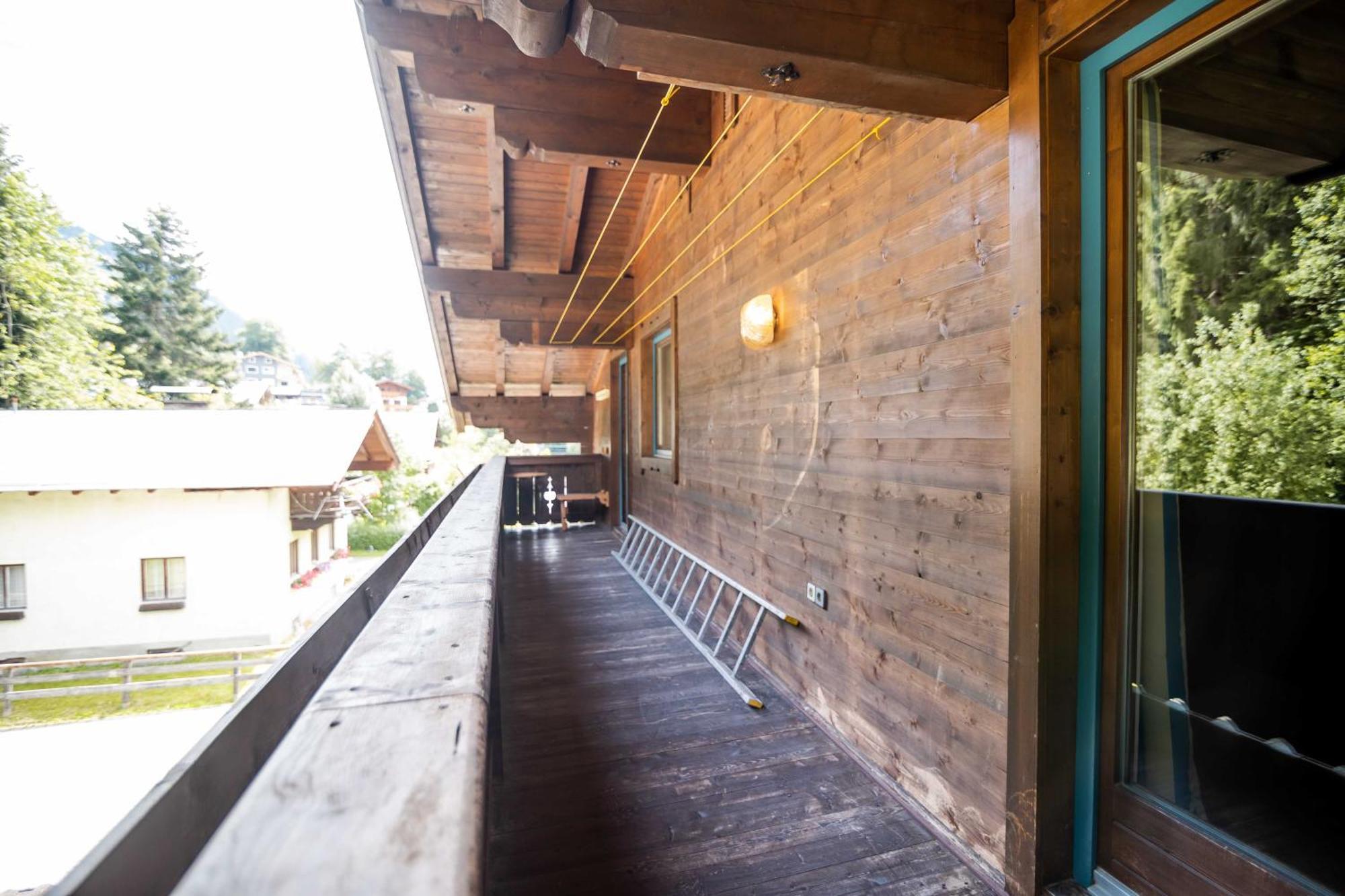 Chalet 3 Musketiers Viehhofen Ruang foto