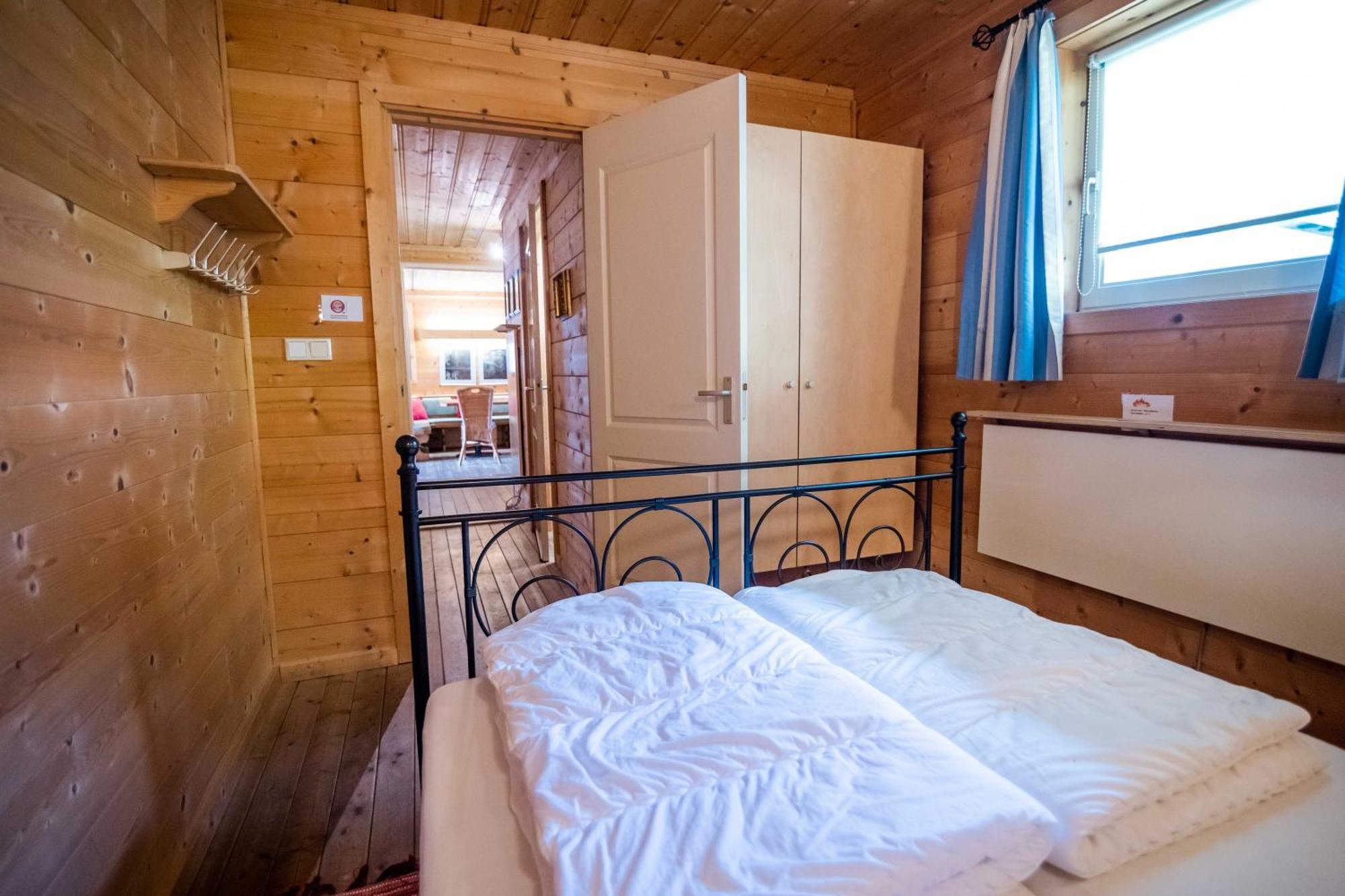 Chalet 3 Musketiers Viehhofen Ruang foto